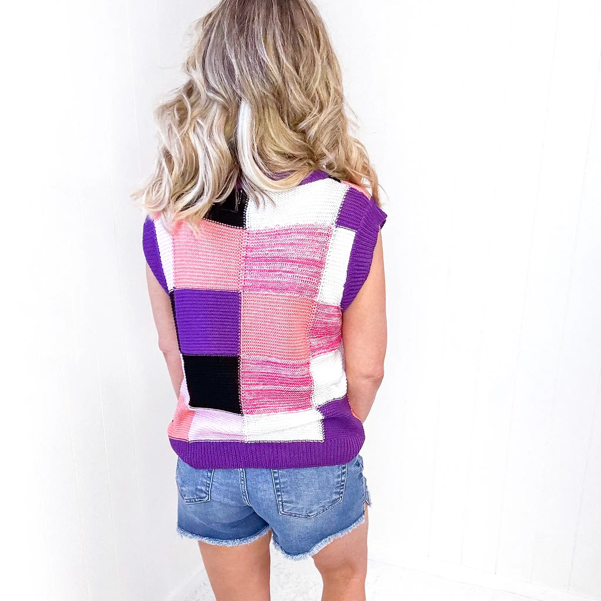 BiBi Color Block Round Neck Sweater Vest