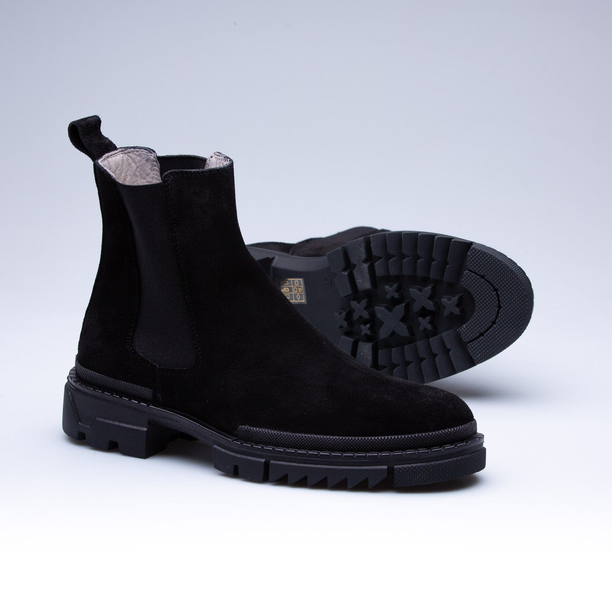 Black Alov Chelsea Boots