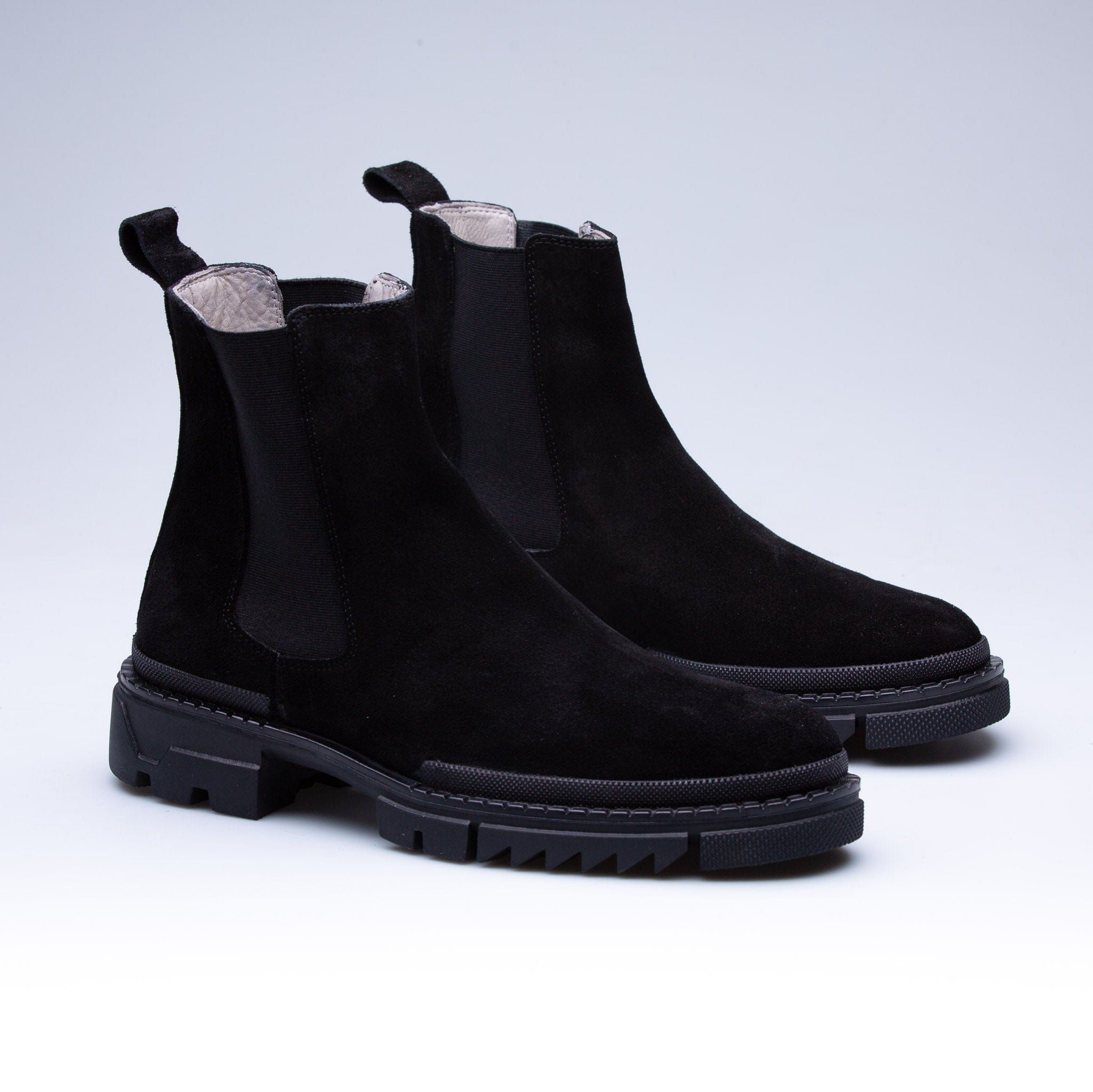 Black Alov Chelsea Boots