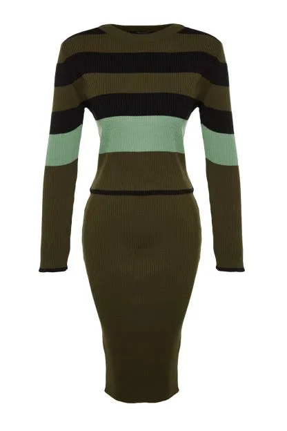 Color Block Skirted Knitwear Bottom-Top Set