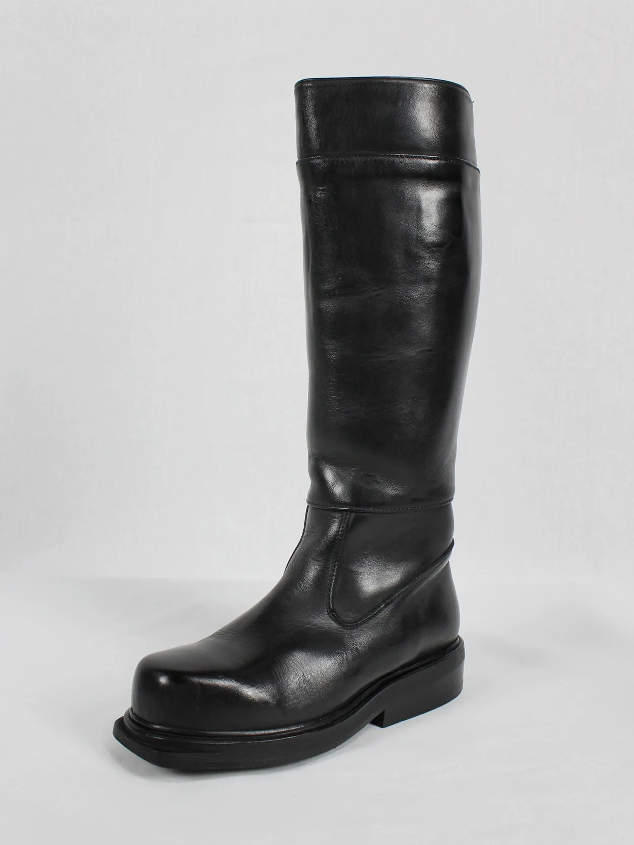 Dirk Bikkembergs black tall boots with mountaineering sole (37) — mid 90’s