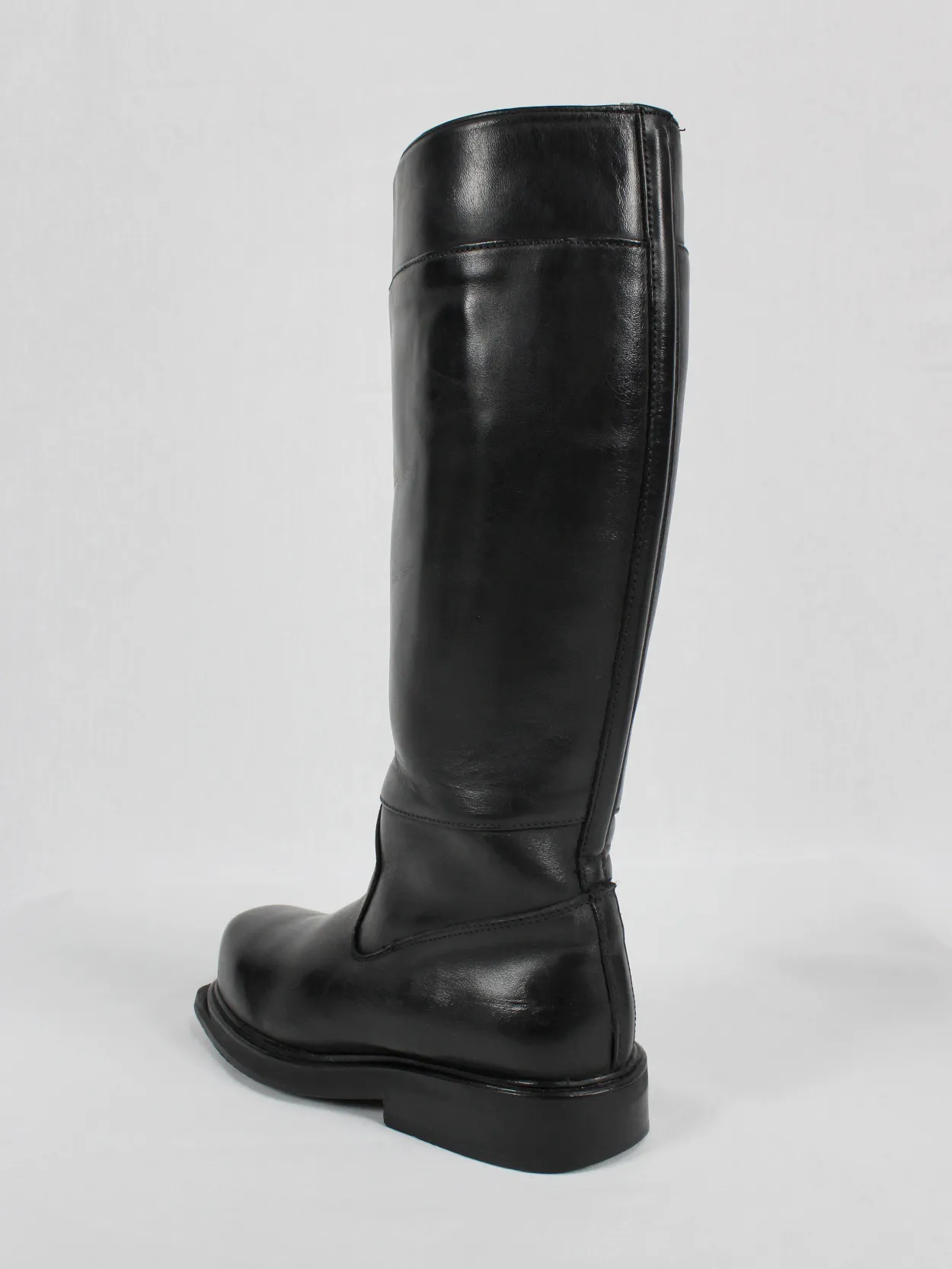 Dirk Bikkembergs black tall boots with mountaineering sole (37) — mid 90’s