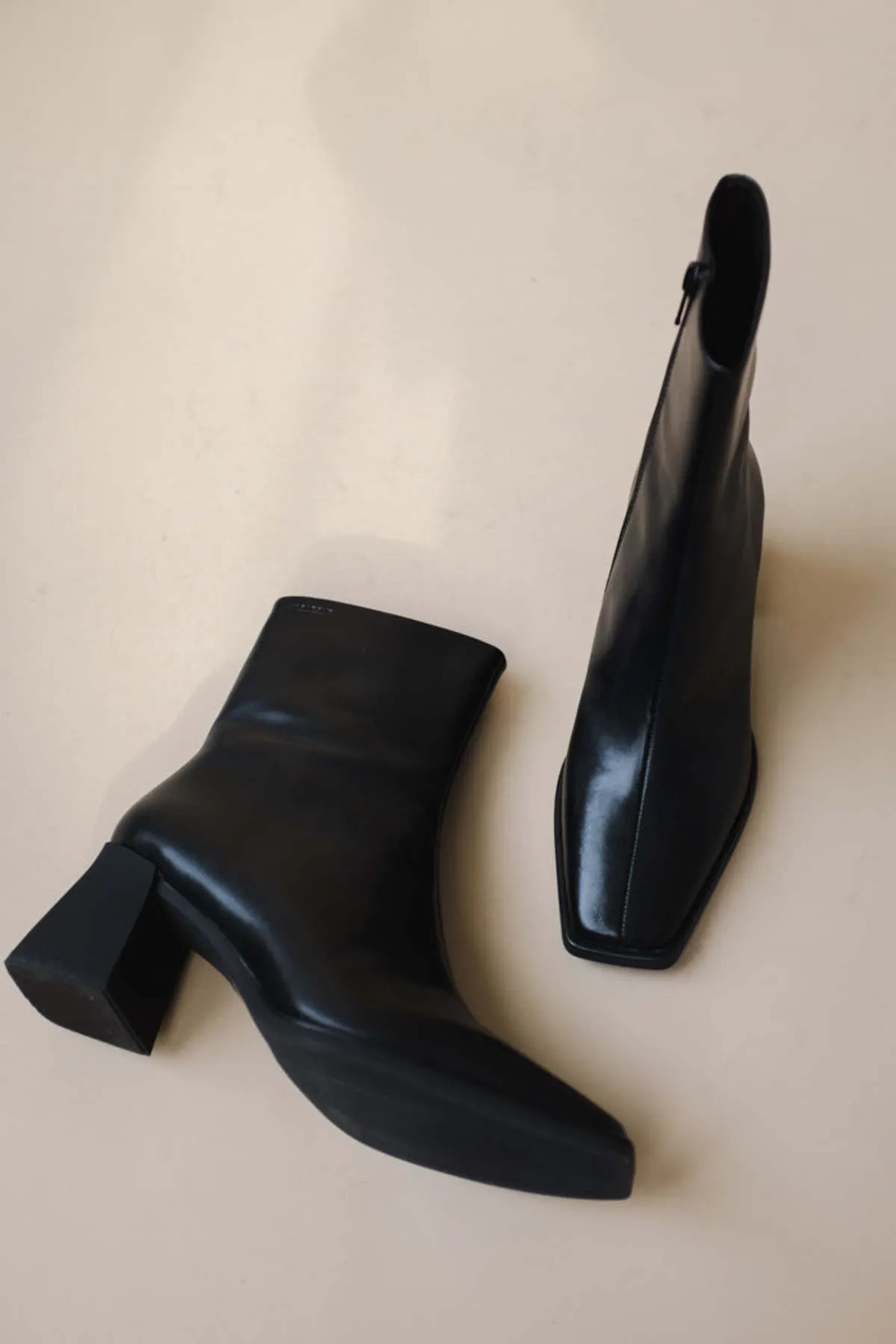 Hedda Boots - Black