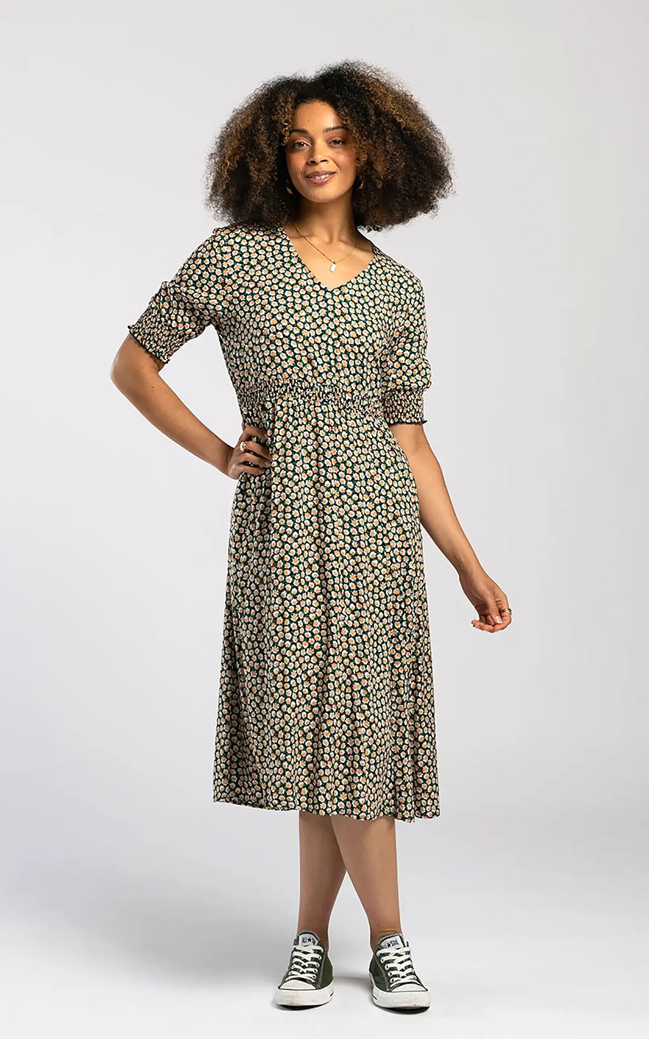 Pentlebay Clothing Shirred Waist Midi Dress In Ditsy Floral